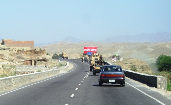 Double bad news - being stuck behind an American convoy will triple the commute time to Kabul.  Of greatrer concern is the lack of traffic heading east from Kabul.  The Americans, oblivious to the fighting a few miles ahead, turned off shortly after we got stuck behind them