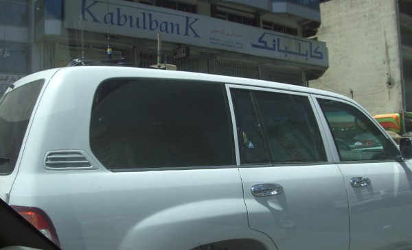 These American Army troops are moving low profile in a 2 vehicle covoy which is stuck in downtown Kabul traffic - this is the way to move with vehicles through urban areas.