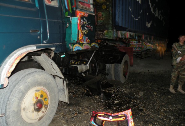 23 May - A small explosion occured during the evening at the Nangarhar Customs lot which is a mile or so to the east of the Jalalabad Airfield - this appears to be another magnetic mine.