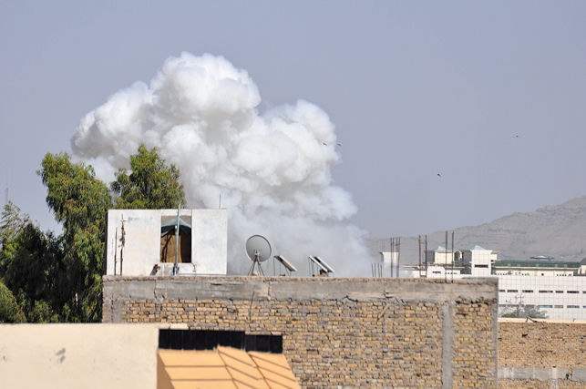 It is still amazing to see ISAF throwing around air to ground missiles like this is such a crowded urban area. They are unbelievably good at this 