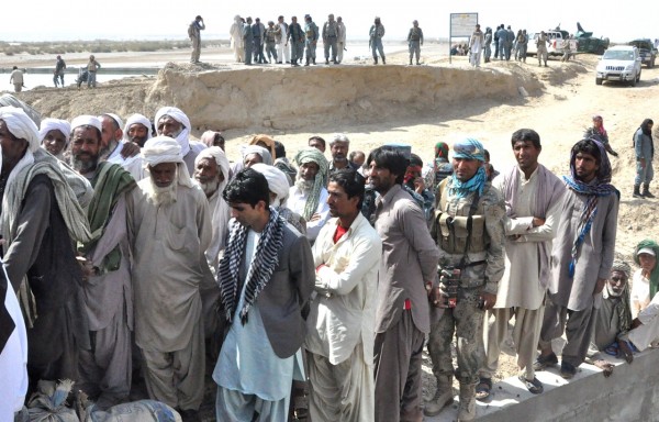 Governor Barahawi addressing the local folks who had made it out for the opening ceremony and the free chow which followed. This is a sparsely populated area which I bet you can figure out from the photo